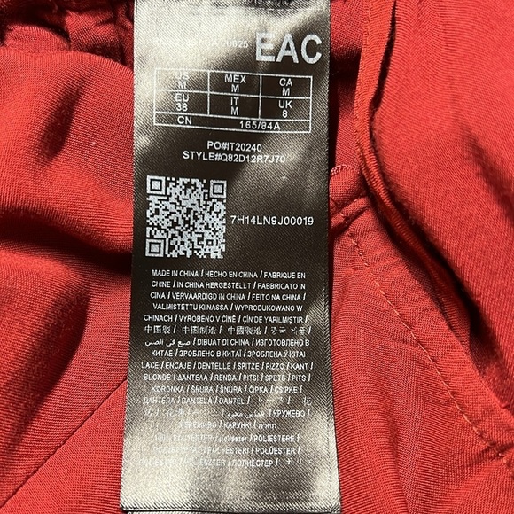 Guess Lace Top Romper Size Medium - Picture 8 of 10